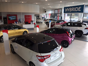 Photo n°1 de Toyota Quimper - Cobredia à Quimper (Vendeur de voitures d'occasion)