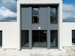 Photo n°1 de ACGC Peintre en bâtiment à Saint-Médard-de-Guizières (Peintre en bâtiment)