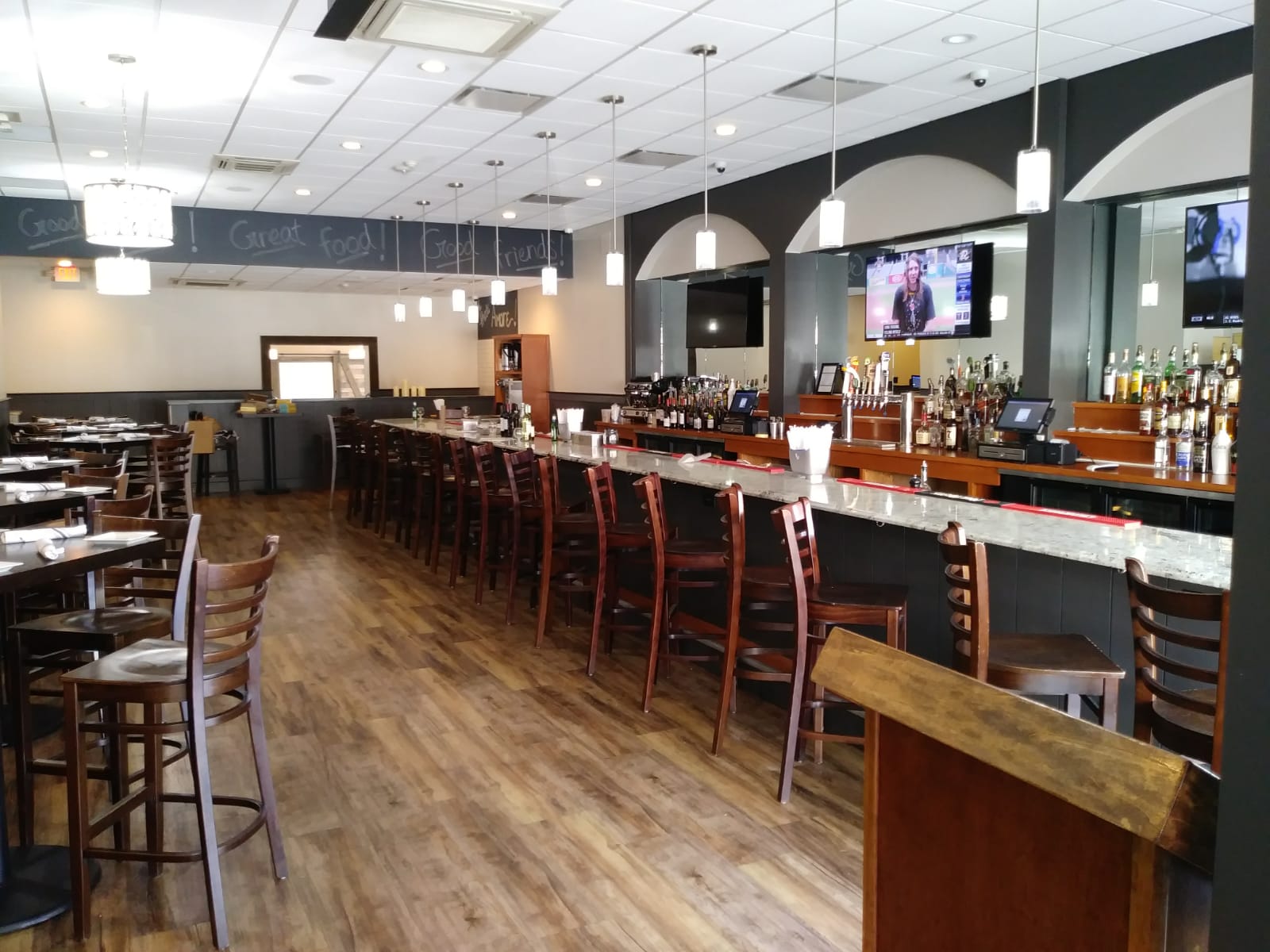 Relish Wine Bar & Grill — photo 4