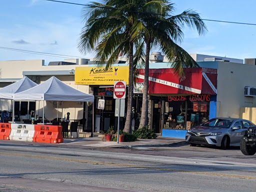 Keese's SIMPLY DELICIOUS - Visual