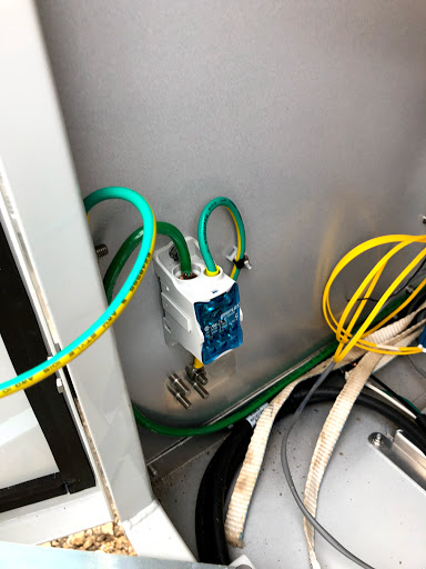Reconnect - Thumbnail