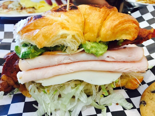 Lunch Box Cafe & Deli - Thumbnail