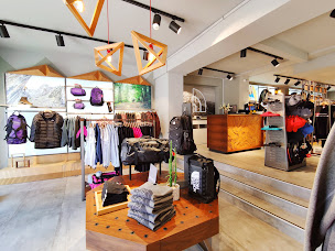 Photo n°2 de The North Face - Gérardmer à Gérardmer (Magasin d'équipements sportifs d'extérieur)