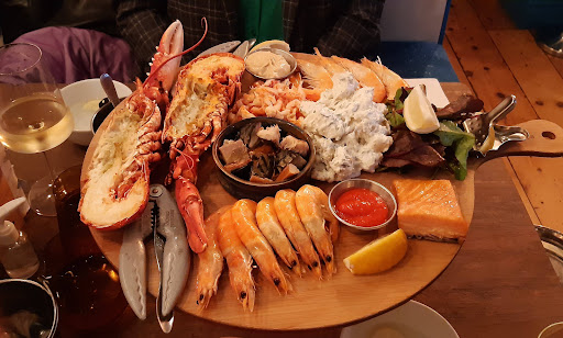 Wells Crab House Seafood Restaurant - Thumbnail