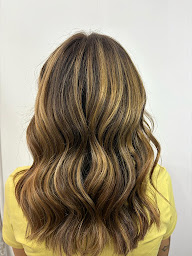 Photo n°2 de SHM Private Hairstylist à Beausoleil (Salon de coiffure)