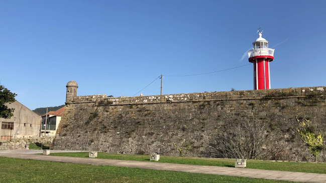 Avaliações doFortaleza de Santiago da Barra em Viana do Castelo - Agência de viagens