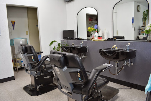 ヘアーサロンアトム