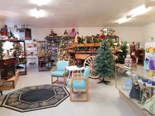 Holiday Barn & Thrift Store - Thumbnail