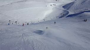 Photo n°2 de Firs Trax Ski Rent à Les Deux Alpes (Service de location de ski)