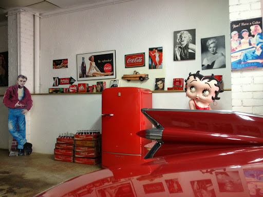 Nancy Falgà - ClassicCars Gallery - Spain