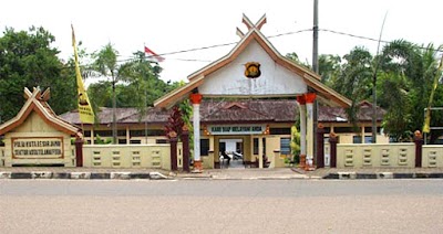 Photos of Polsek Telanai Pura