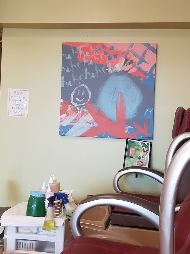 Exclamation Salon - Thumbnail