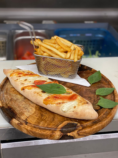 Photo 2 - Presto Pizza