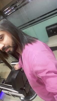 PlayBoy Salon sahiwal