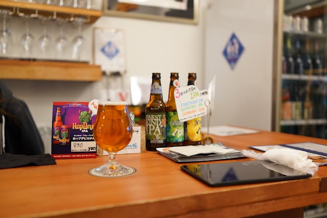 Titans Craft Beer Taproom & Bottle Shop