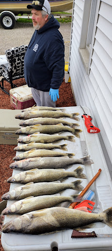 Bottom Line Bait & Tackle Gallery - United States