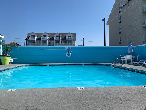 Madison Beach Motel - Thumbnail