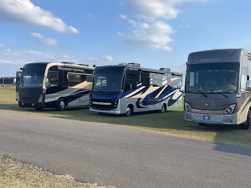 Legacy RV Rental, LLC Logo