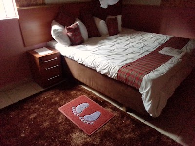 Photos of Hunters Lodge