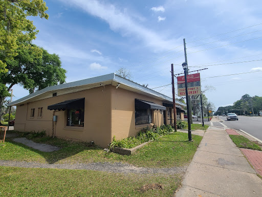 Everybody's Restaurant - Visual