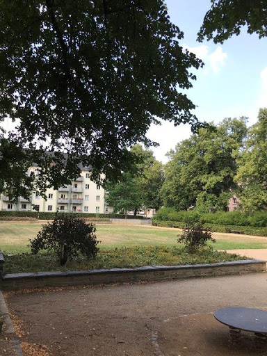 Park "Ernst-Schneller-Platz" - Thumbnail