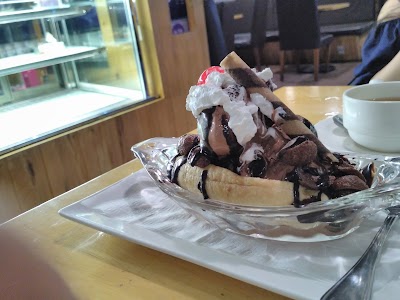 Photos of LE CHIC PARFAIT