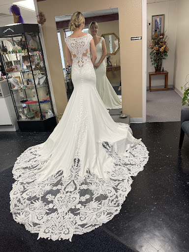 E K Alterations & Tuxedo Rental