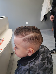 Photo n°21 de FATİH COIFFURE à Gerzat (Salon de coiffure)