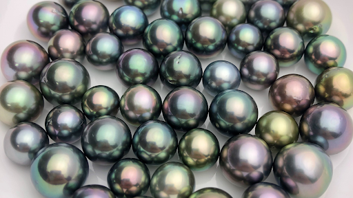 Schwartz & Aloha Pearls - Thumbnail