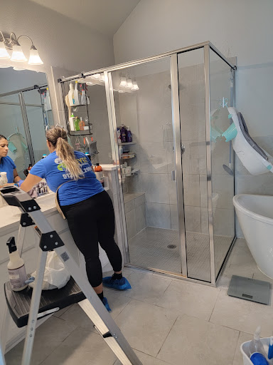 KReyes Cleaning Services LLC - Thumbnail