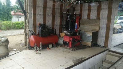 Photos of Ziyara computerized wheel alignment and carwash