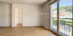 Photo n°2 de Elodie JAVALOYES - Immobilier La Boucle de Seine à Carrières-sur-Seine (Agent immobilier)