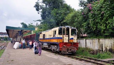 Photos of Puzundaung Station