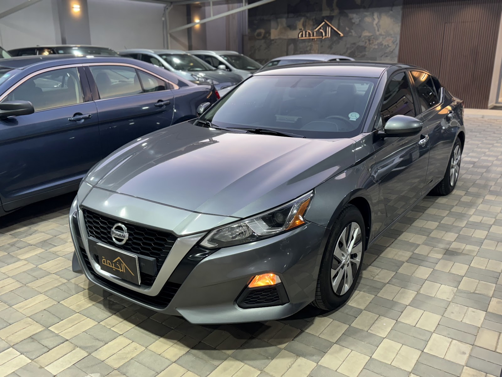 معرض الخيمة للسيارات - صورة 2