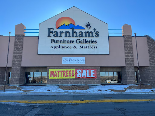 Farnham's Furniture Appliance & Mattress
