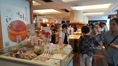 Photos of Sungsimdang Bakery