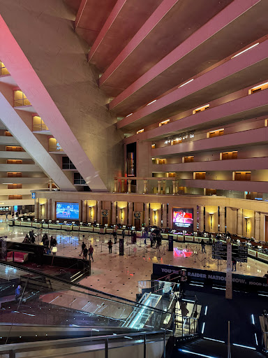 Luxor 24/7 - Visual