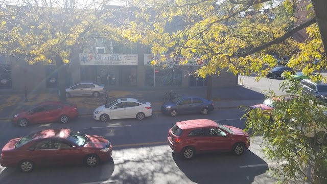 Marché Oriental Jang Teu - Décarie 몬트리올 장터 한국식품