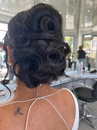 Photo n°3 de Coiffure Demet à Strasbourg (Salon de coiffure)