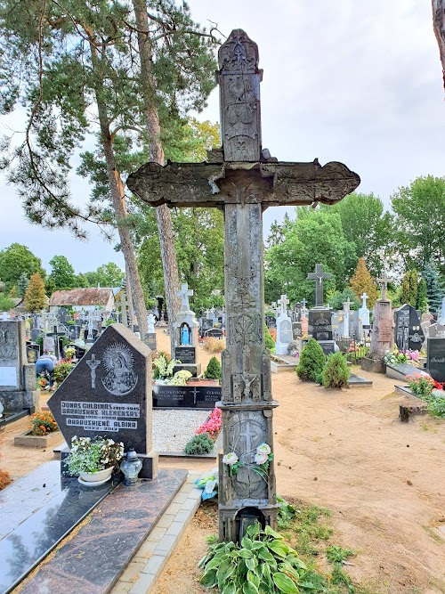 Pusaloto Sv. Petro ir Povilo baznycia