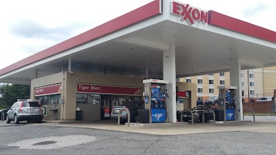 BLADENSBURG EXXON