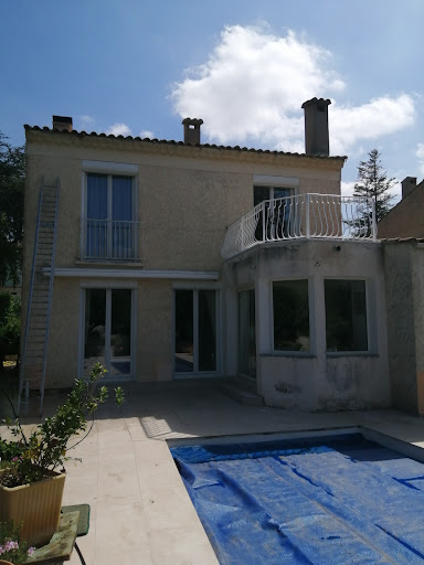 Inside façade - Visual