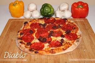 Photo n°19 de Distributeur La Pizza du Coin - Garennes sur Eure à Garennes-sur-Eure (Pizzas à emporter)