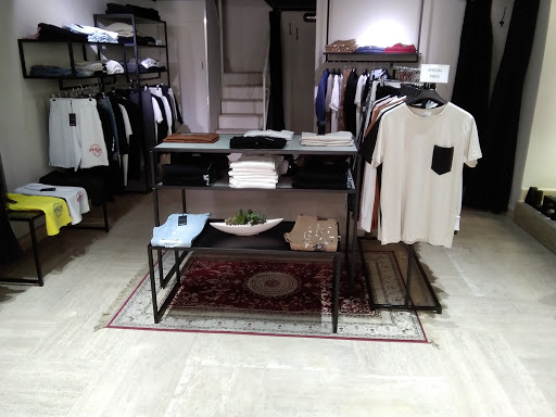 Gallery22 - Visual