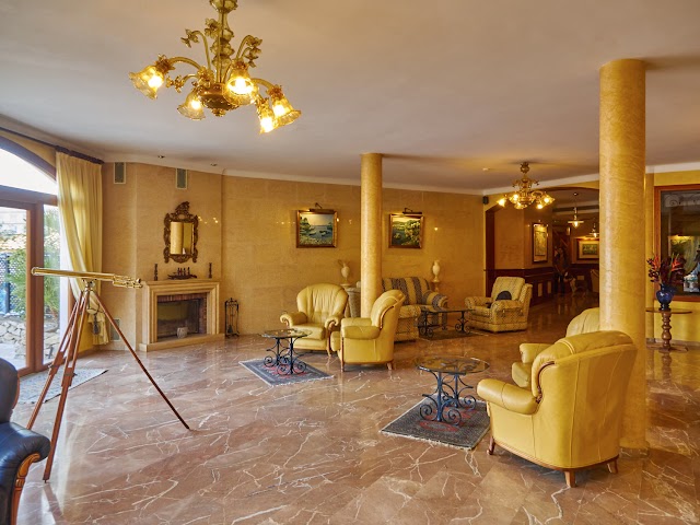 Hotel Petit Cala Fornells