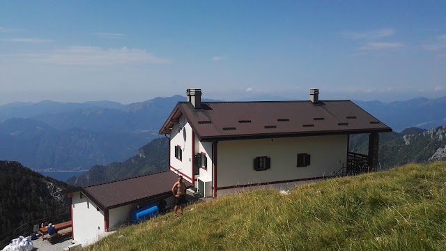 Rifugio Bietti-Buzzi