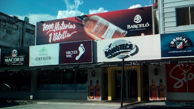 Photos of Romoteca
