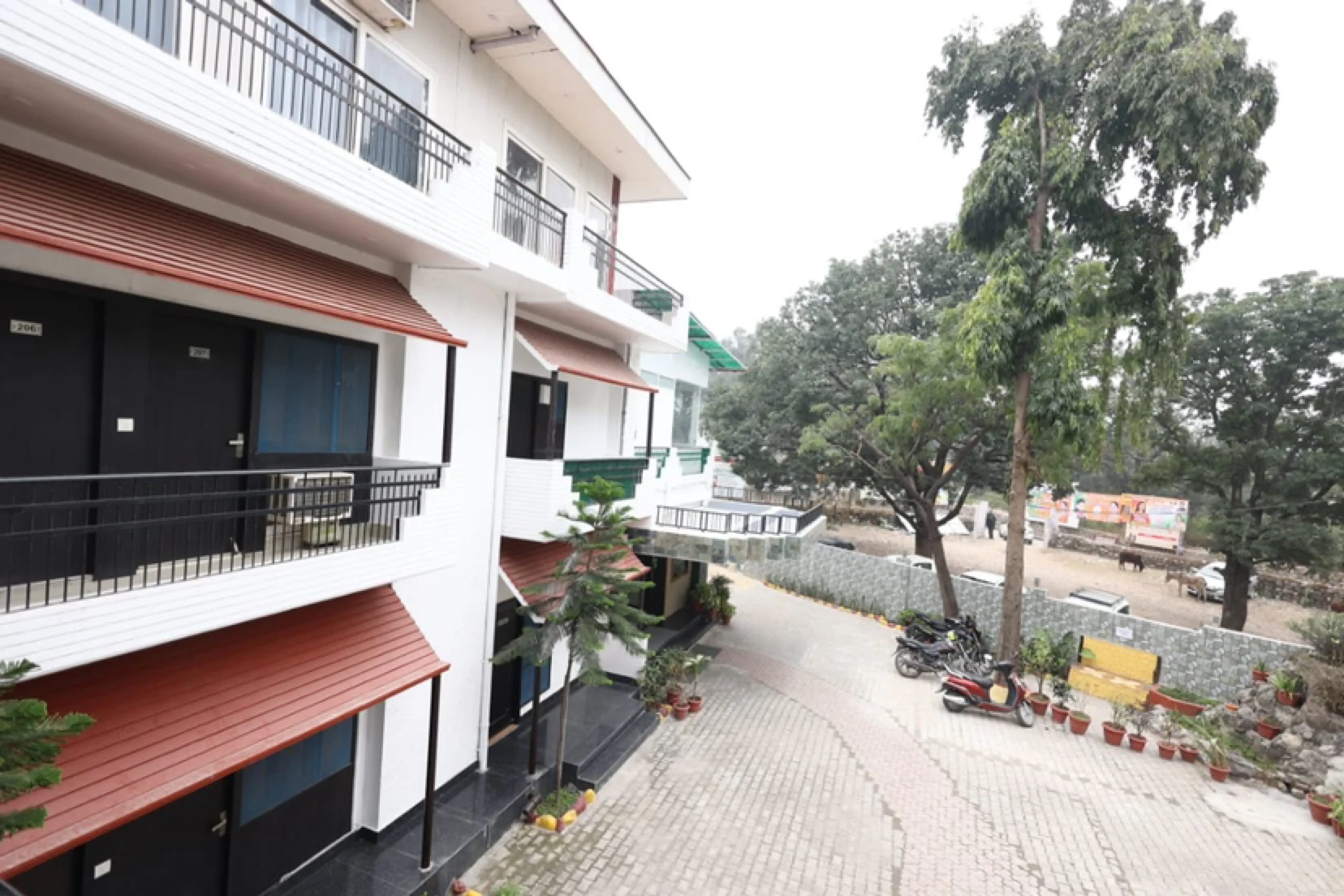 Hotel Moksha