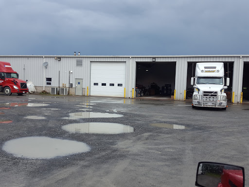 Lounsbury Truck Centre Gallery - Canada