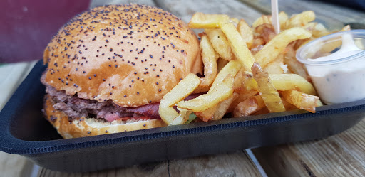 Photo 3 - Les Burgers de Brice (Airstream Burger)